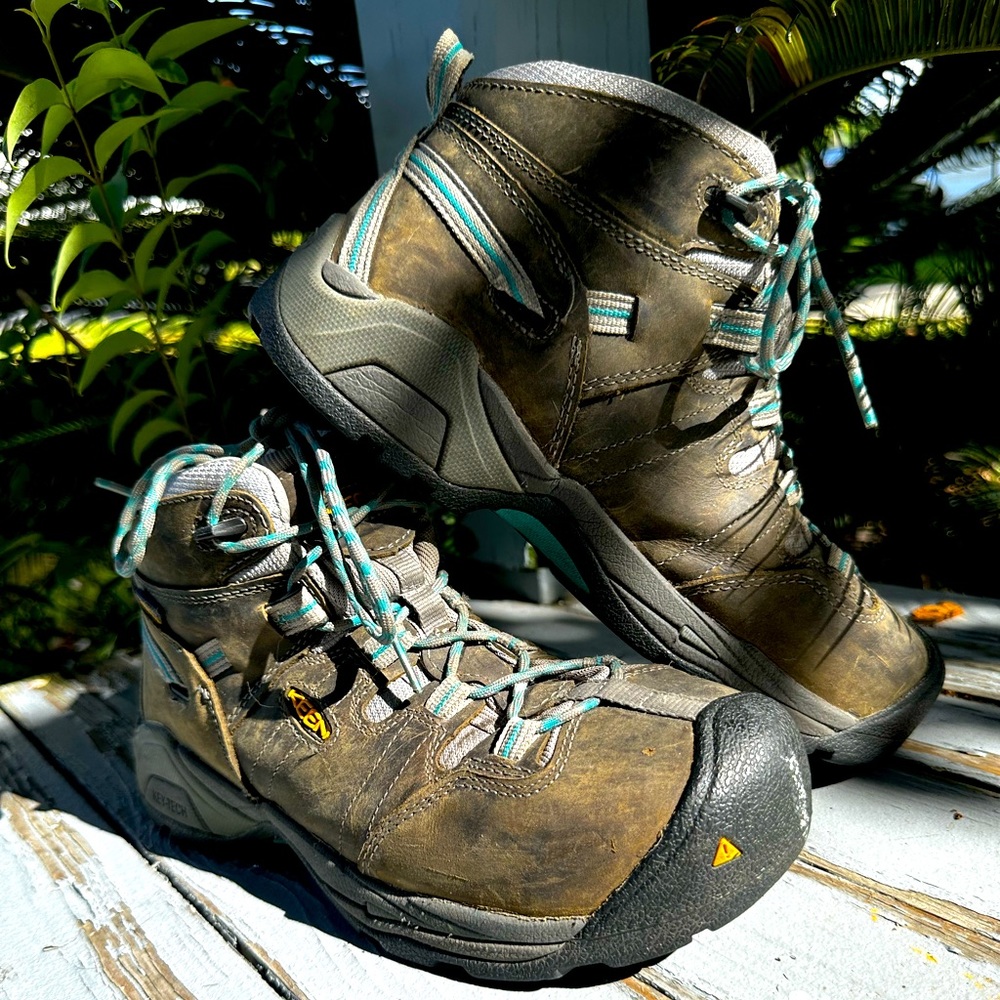 KEEN Women's Detroit XT Mid Waterproof Steel Toe Work Boots